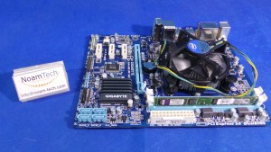 GA-H61M-D2-B3 Board, GA-H61M-D2-B3 / Motherboard Intel / 1155 Socket / With 1 Card Kingston KVR /  Gigabyte